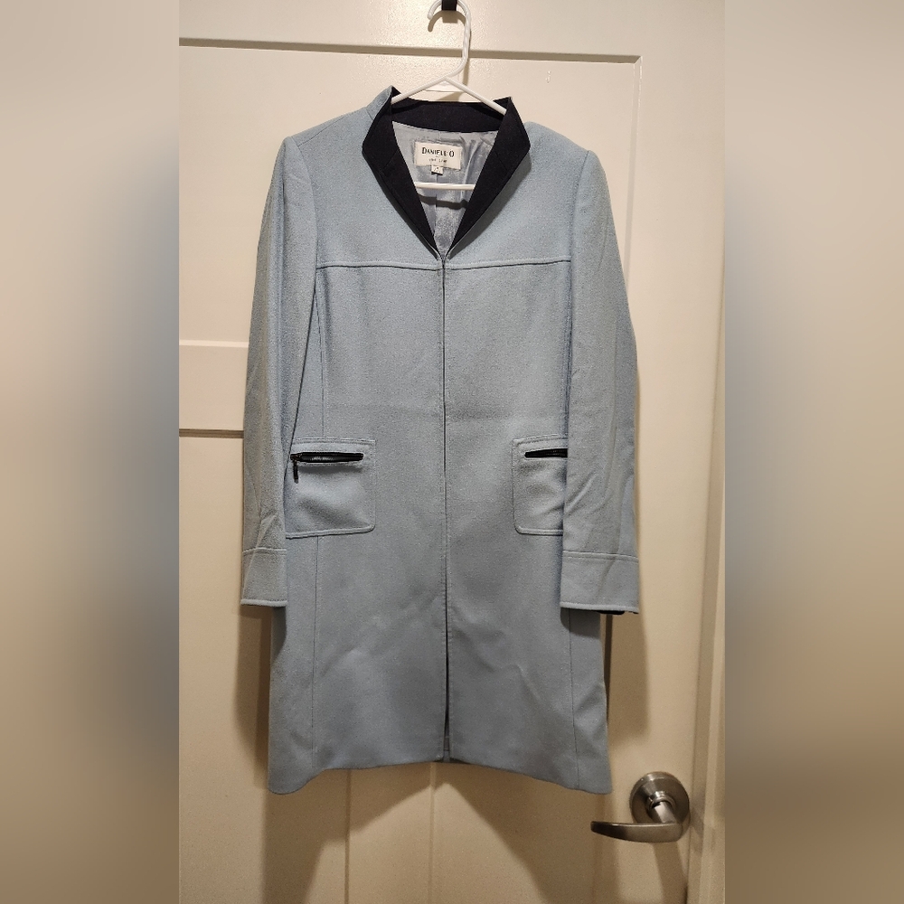 Daniele O by Tahari Levine Lined Blue Black Collar Blazer/Overcoat Size 4 EUC